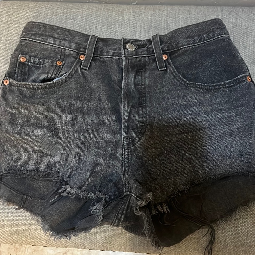 Levi’s black shorts. Waist size 27.